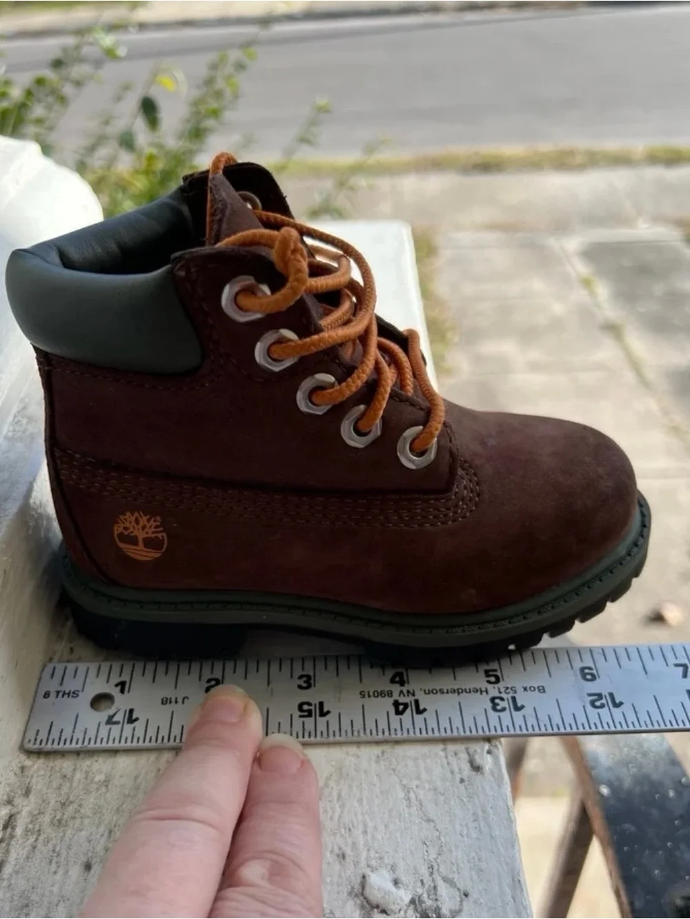 Timberland 6 Inch Waterproof Boot Toddler Boy Sz 7 Brown Nubuck Leather Gorpcore